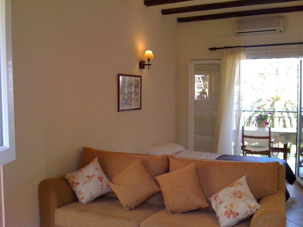Panorama Hideaway Apart otel Dassia  Dış mekan fotoğraf